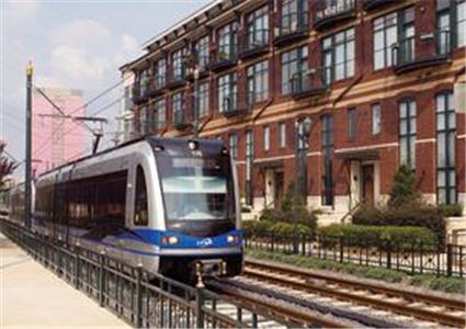 Charlotte Breaks Ground On Light Rail Extension To UNCC